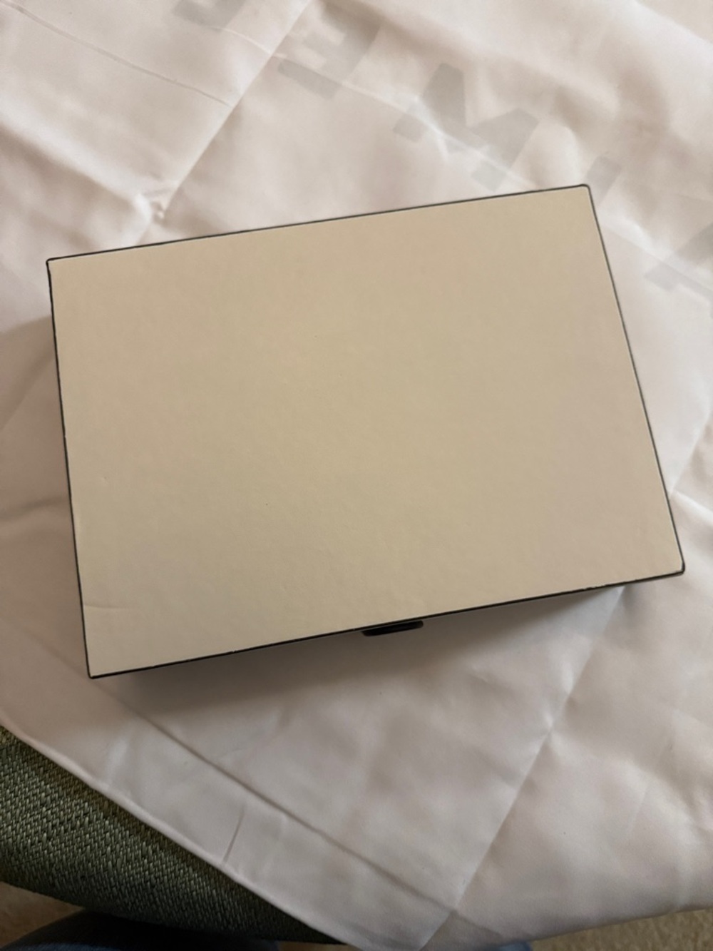 RADLEY LONDON Cream Jewelry Organizer Box - Picture 4 of 4